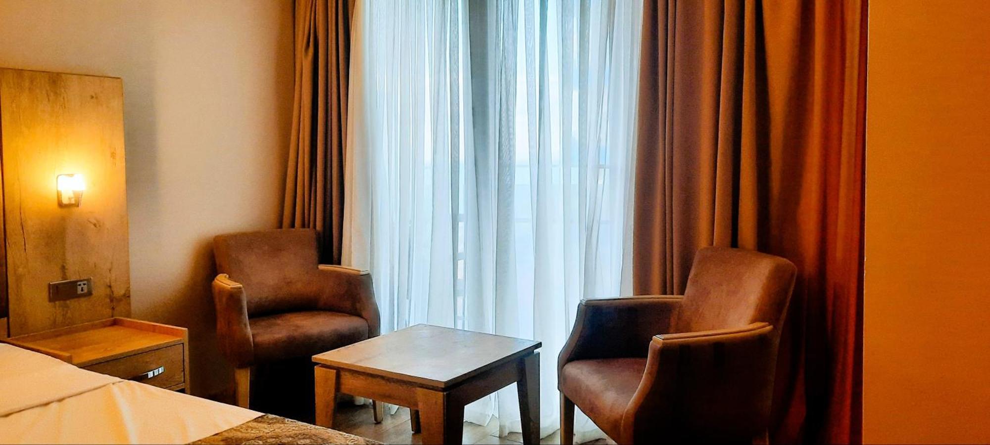 Ashtal Beach Hotel Batumi Eksteriør billede