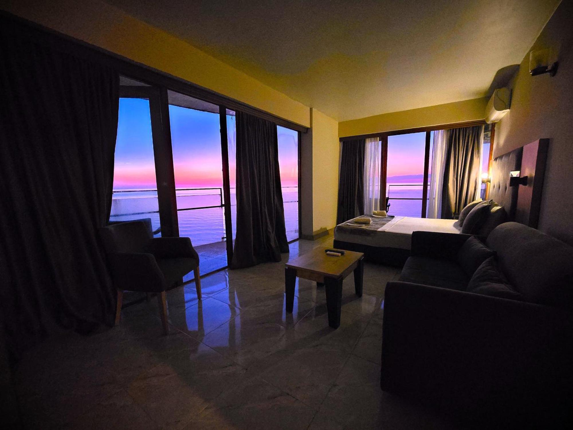 Ashtal Beach Hotel Batumi Eksteriør billede