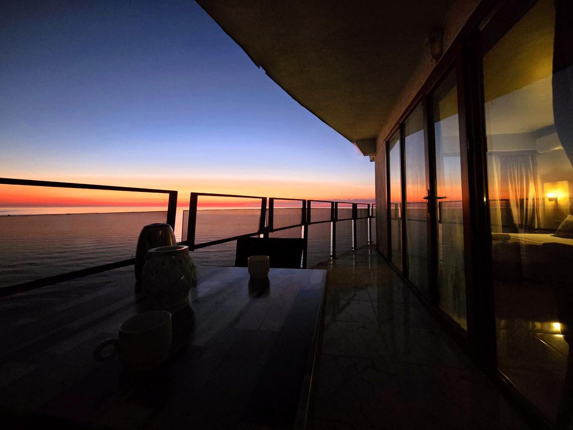 Ashtal Beach Hotel Batumi Eksteriør billede